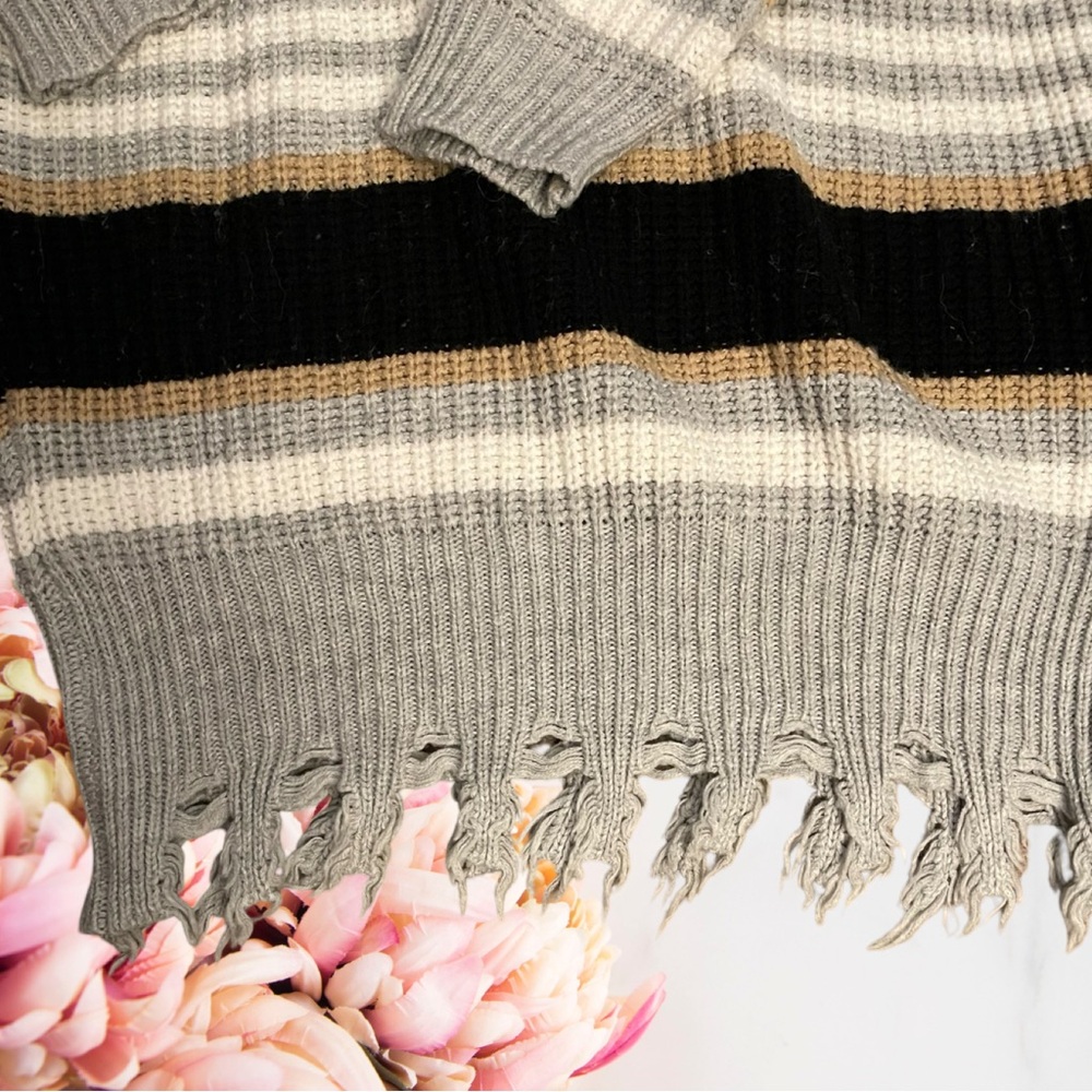 ALMOST FAMOUS HOODED TUNIC SWEATER~ SZ L - Picture 6 of 8